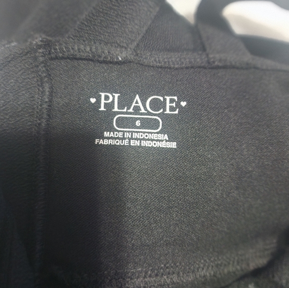 Girls size 6 black dress - Picture 3 of 3